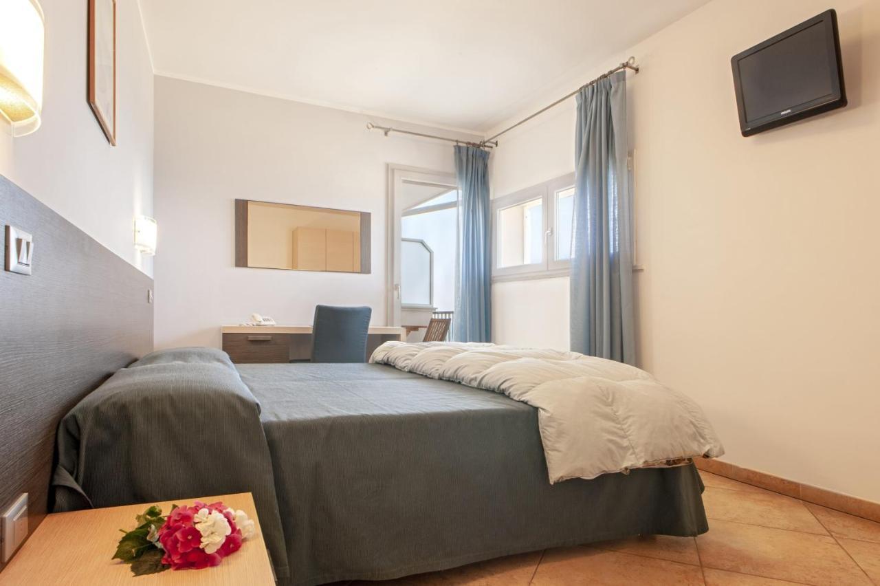 Residence Villa Lo Scoglietto Сан Винченцо Екстериор снимка